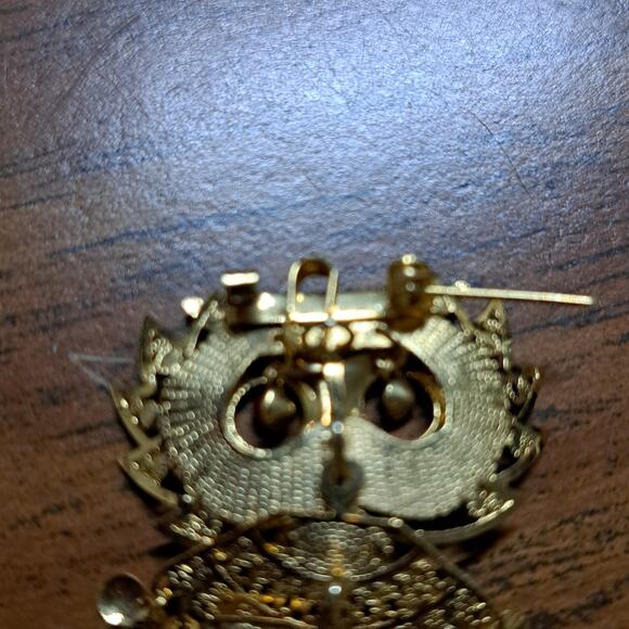 Vintage Pin or Pendant Goldtone Articulated Owl  Rhinestone Eyes 2" x 1 1/4" - Picture 5 of 7